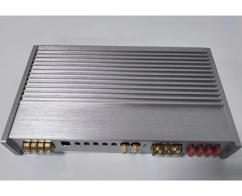 مضخم صوت للسيارة XT2000.1D بتص - مراجعة Class D Amplifier وسعره
